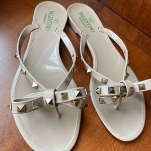 Valentino Size 39 Rockstud PVC Flat Thong Sandal